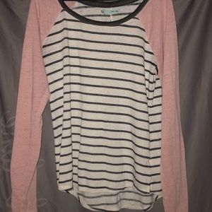 Maurice's Long Sleeve - L